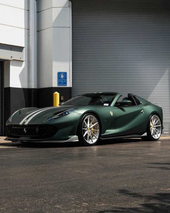 【2023年式 Ferrari 812 GTS】極上のVerde Satin仕様｜Anrkyホイール＆Novitecカスタム装着車を紹介！
